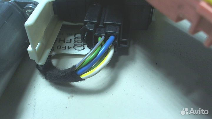 Стеклоподъемник электрический Audi A6 (C6) Allroad