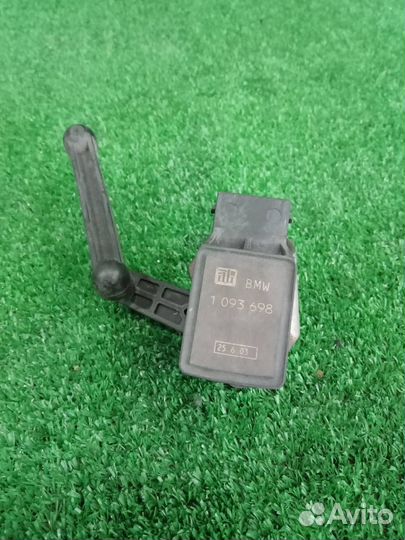 Датчик положения кузова задний левый Bmw X5 E53