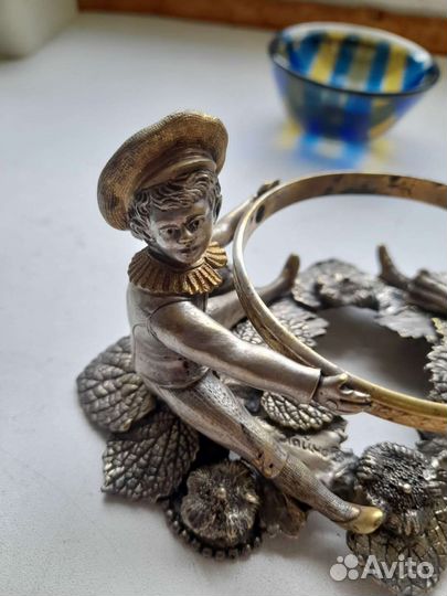 Бронзовая статуэтка
