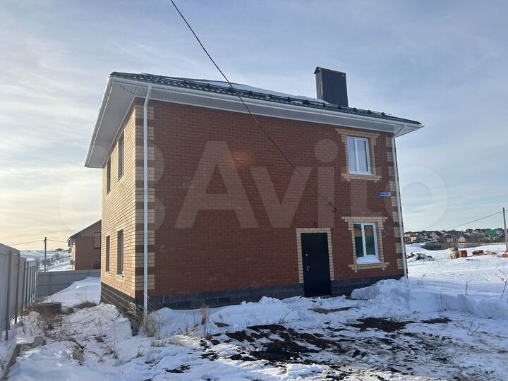 Дом 148 м² на участке 8,5 сот.