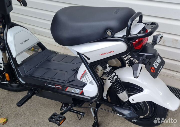 Новый электро скутер велосипед