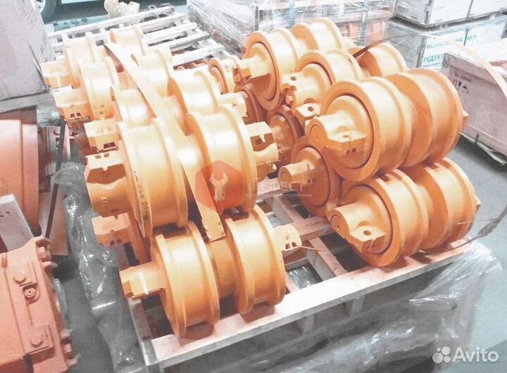 Каток поддерживающий Doosan DX300LCA