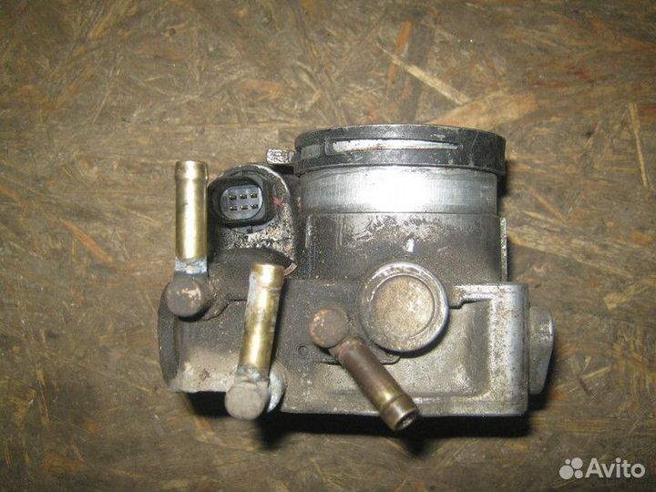 Дроссельная заслонка Volkswagen Bora