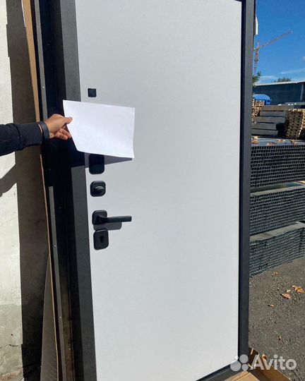 Дверь входная