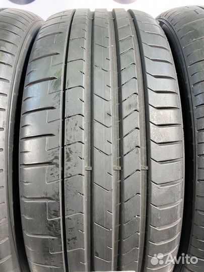 Pirelli P Zero PZ4 245/45 R20 102H