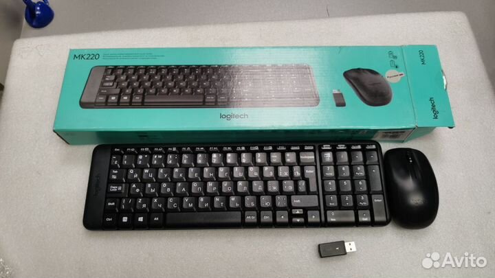 Беспроводной набор клавиатура и мышь Logitech MK22