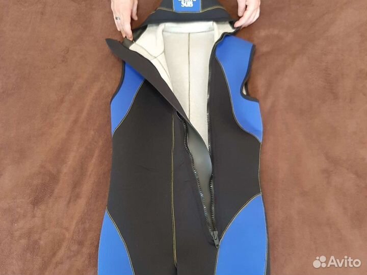 Гидрокостюм для дайвинга