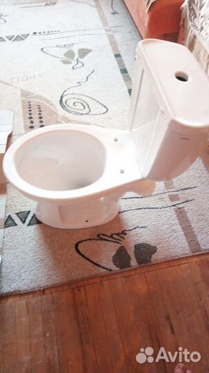 Унитаз новый