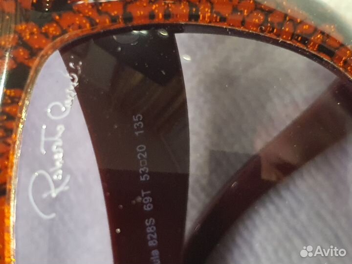 Солнцезащитные очки Roberto Cavalli