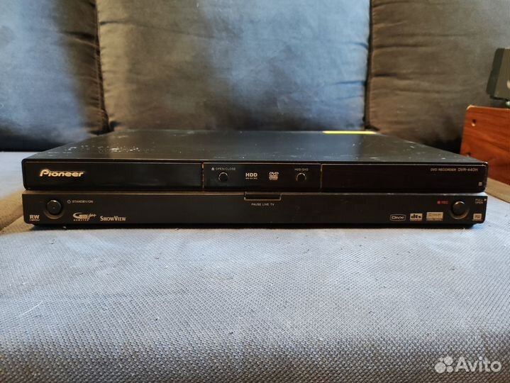 Плеер-рекордер Pioneer DVR-440H