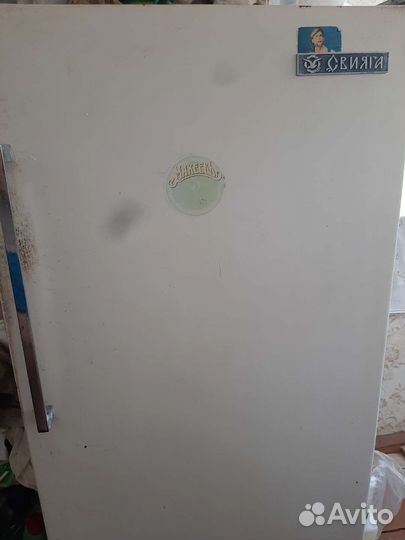 3 газовые плиты и холодильник рабочие