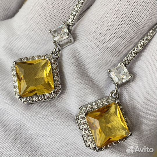 Серебряные серьги с цитрином