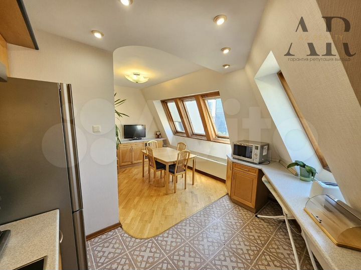 3-к. квартира, 85 м², 16/16 эт.