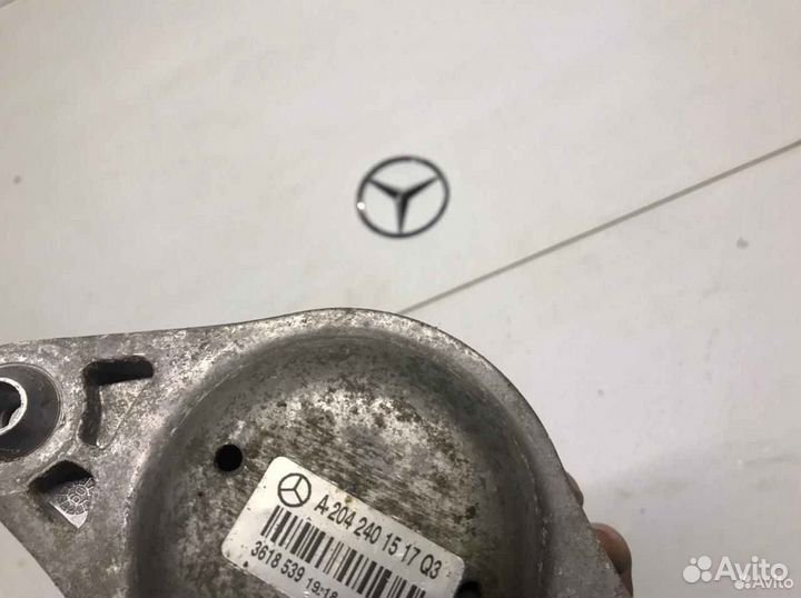 Подушка двигателя Mercedes M272