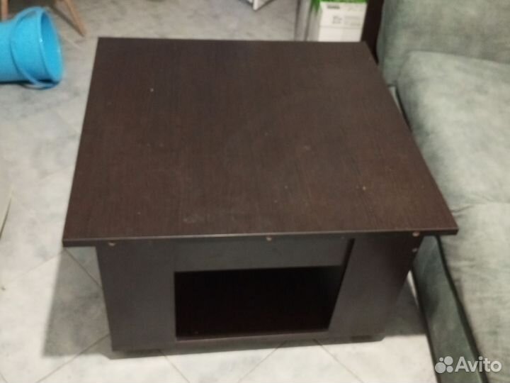 Стол журнальный