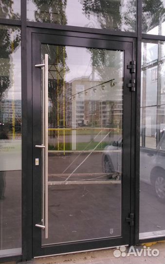 Дверь алюминиевая / Алюминиевые двери с гарантией