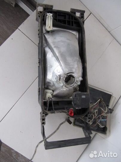 Фара правая Scania P, G, R series