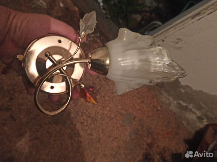 Настенный светильник бра