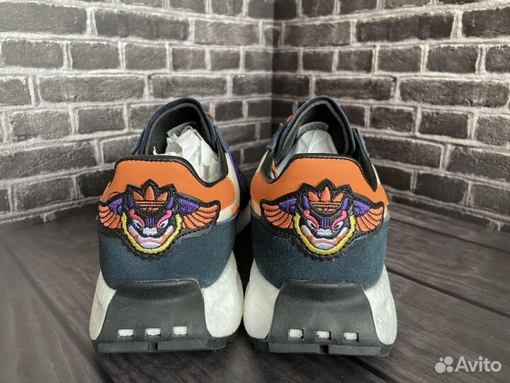 Кроссовки Adidas retropy e5