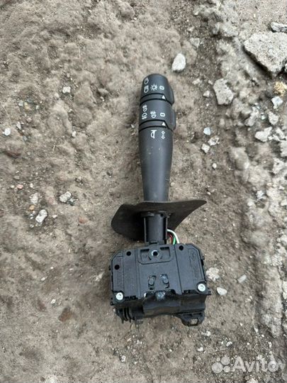 Подрулевой переключатель света LADA Largus Cross