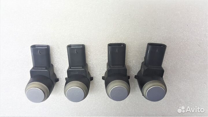 Датчик парковки Mercedes W212