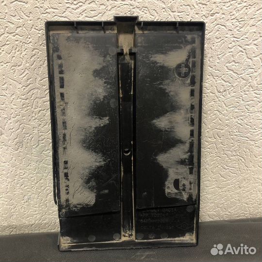 Площадка Акб Renault Nissan LADA 648944029R