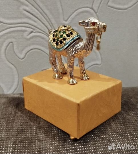 Статуэтка-шкатулка верблюд, металл/стразы, новая