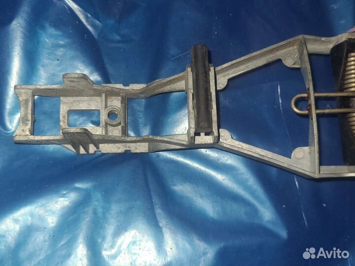 Ручка двери Skoda Volkswagen правая