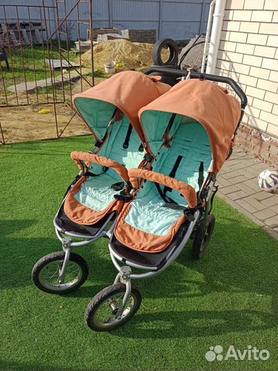 Коляска для двойни или погодок