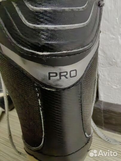 Коньки Bauer 40 р