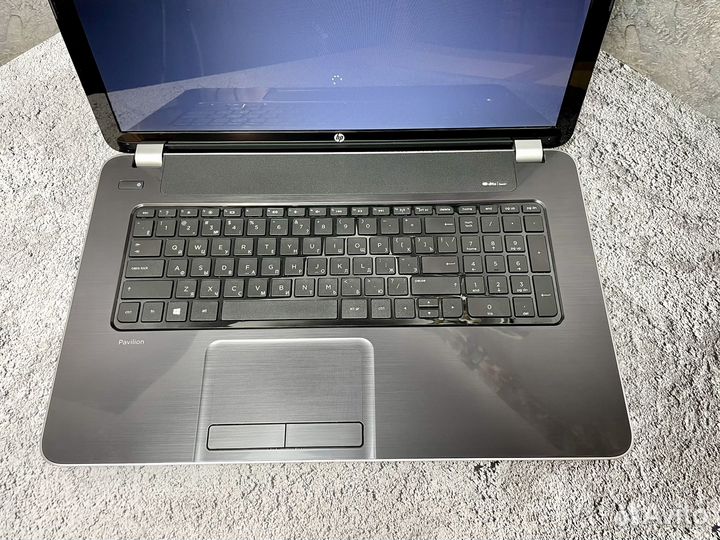 Большой ноутбук HP в отличном состоянии