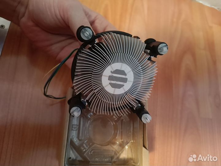 Кулер процеccорный intel