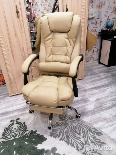 Кресло компьютерное,новое, бежевое