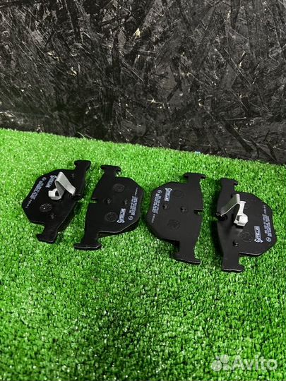 Тормозные колодки заднее Bmw 5-Series Е60