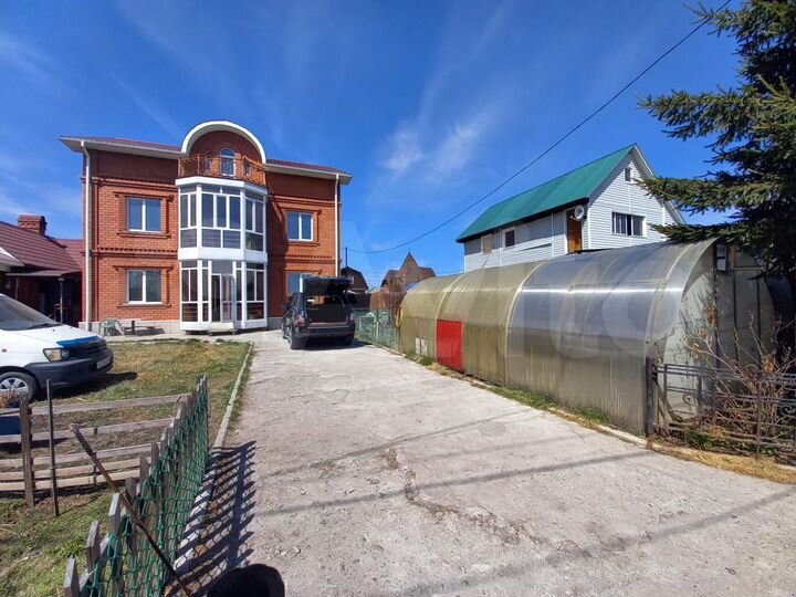 Дом 147,6 м² на участке 6 сот.