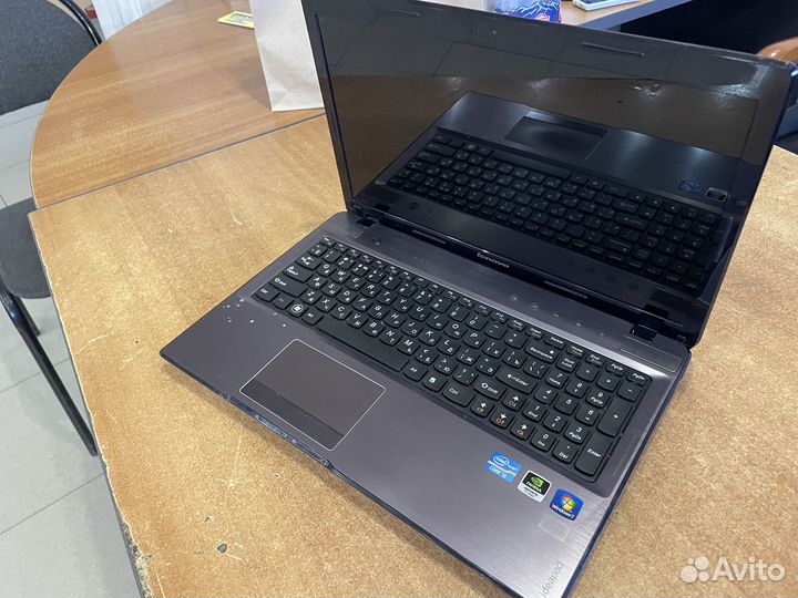 Lenovo Z570 Сore i5/750Gb/GT540M