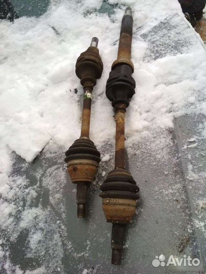 Полуось передний правый Ford Fiesta MK5