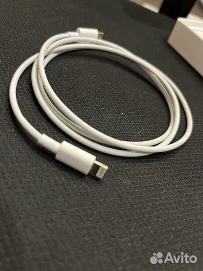 Провод lightning type c на iPhone