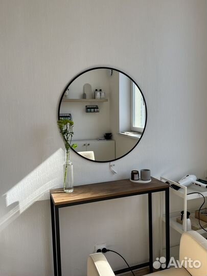 Консоль, столик