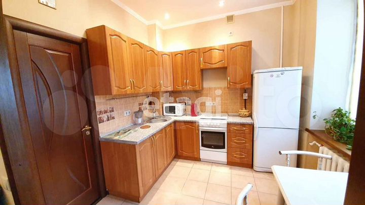 2-к. квартира, 57 м², 3/5 эт.