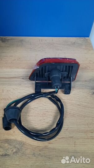 Фонарь габаритный левый обтекателя Sitrak C7H MAX