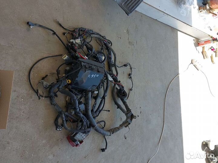 Mitsubishi outlander 3 проводка моторного отсека