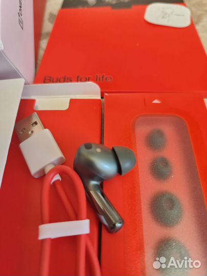 Левый OnePlus buds 2 pro