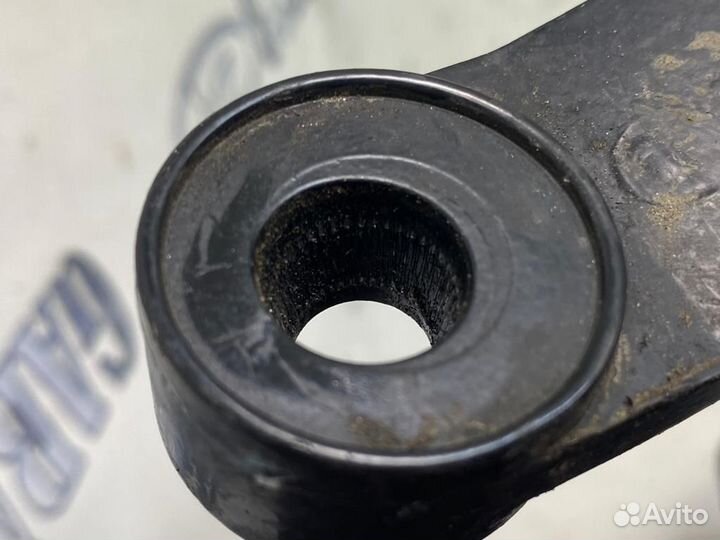 Поводок стеклоочистителя Opel Sintra