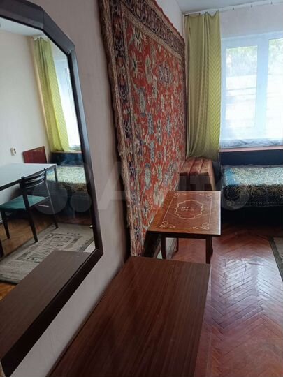 Комната 12 м² в 4-к., 1/5 эт.