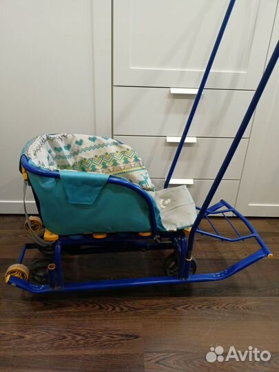 Санки с колесами Ника