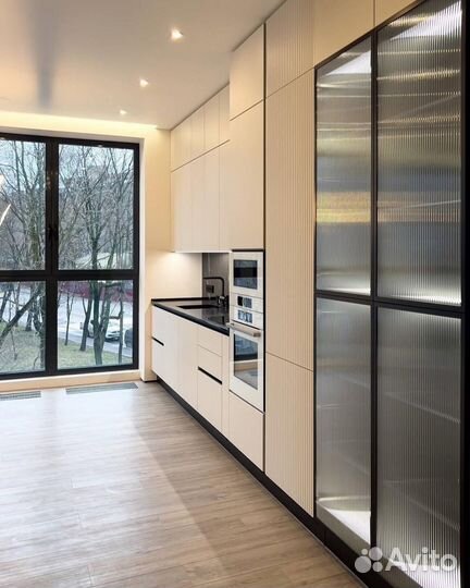 Кухня черная