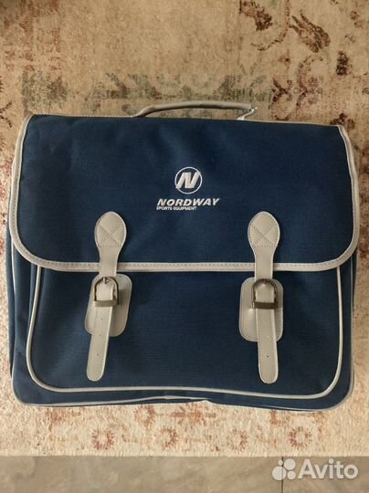 Набор для пикника в чемодане новый