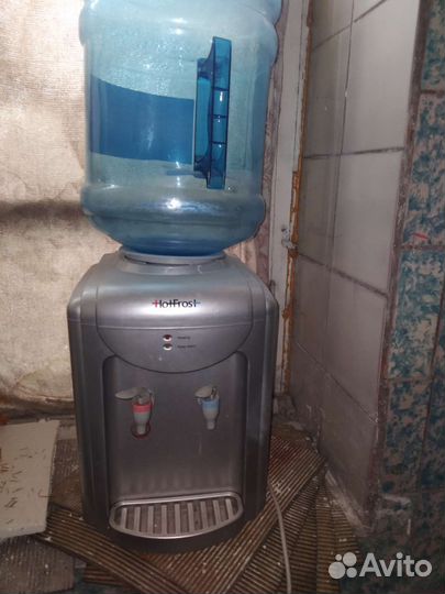 Кулер для воды бу