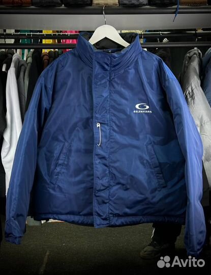 Пуховик баленсиага